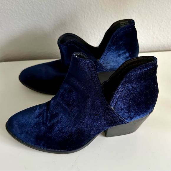 Steve Madden Adelphie Velvet Ankle Boots Women’s Size 8 - Picture 1 of 7